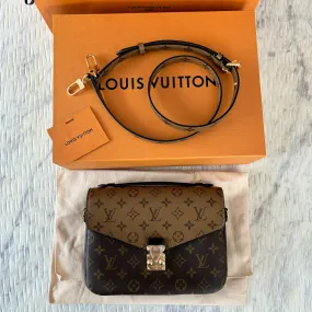 Louis Vuitton Pochette Métis Bag