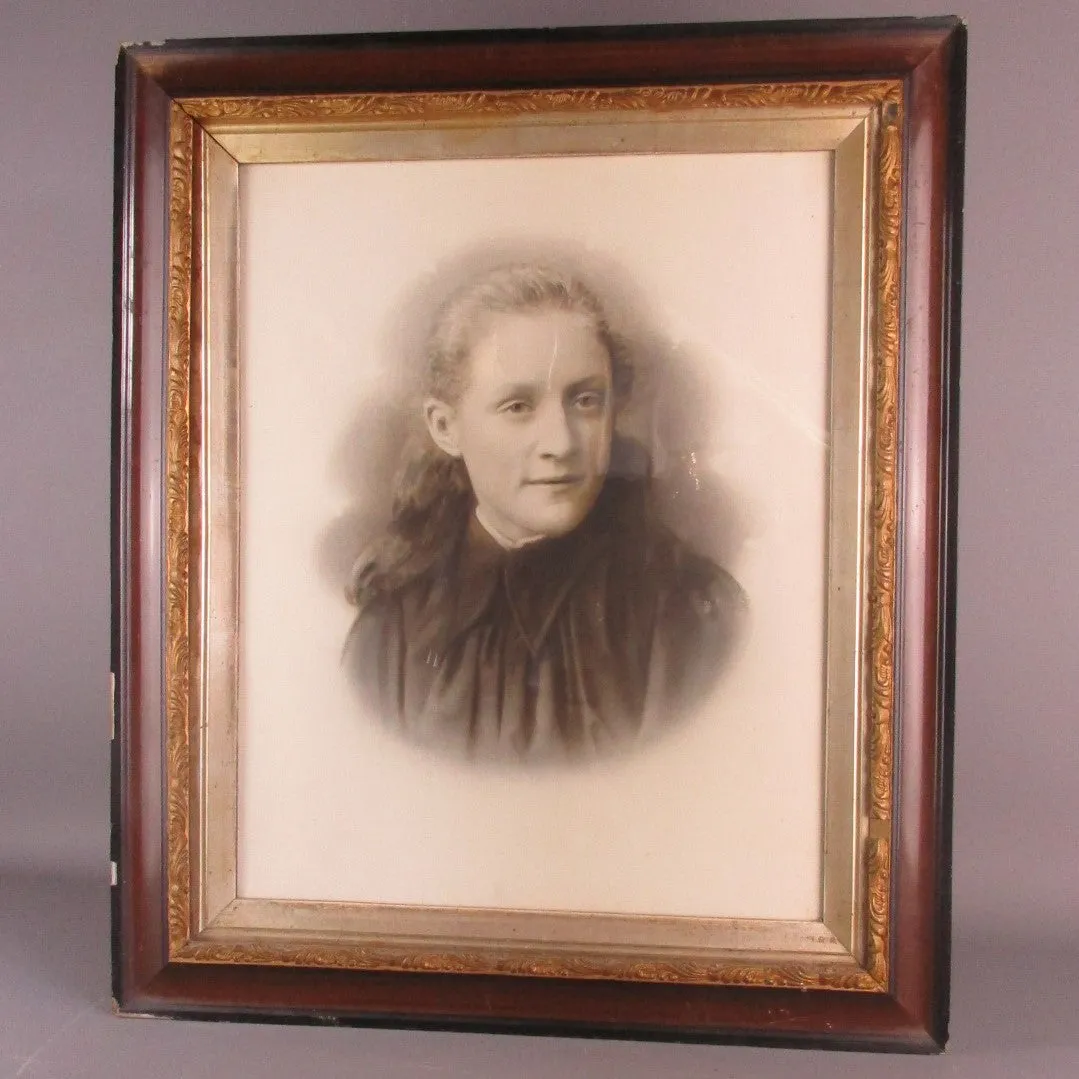 Lovely Early 1900's Antique Portrait of Pretty Victorian Girl