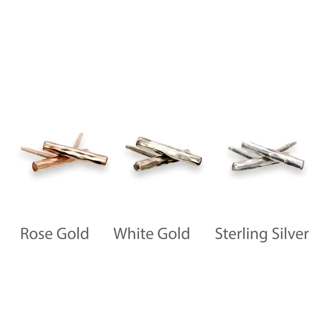 Short Hammered Bar Studs Earrings