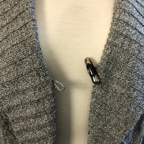 St. John Single Clasp Grey Cardigan