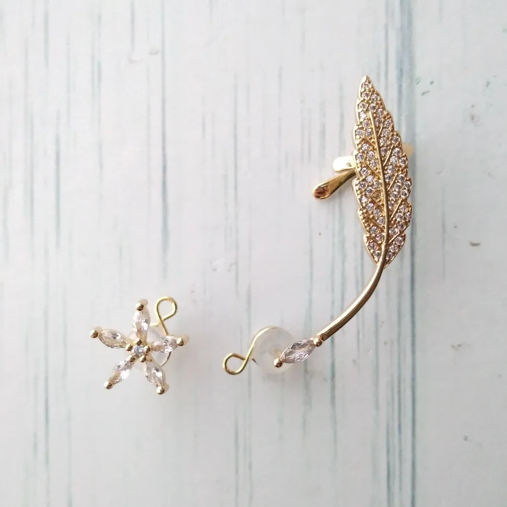 Winter Leaf Ear Cuff